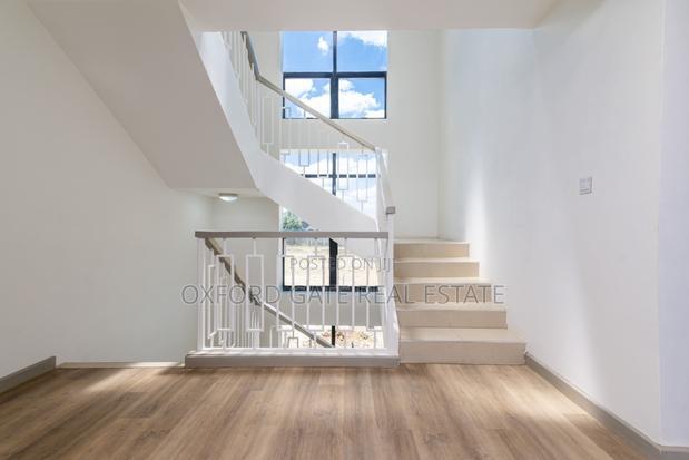 4bdrm Townhouse/Terrace In Membley For Sale