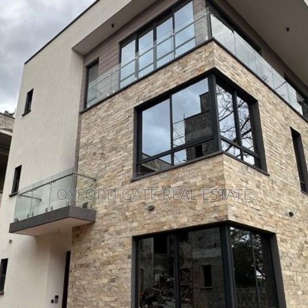 5bdrm Villa in Lavington, Muthangari for sale