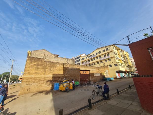 Commercial Builiding for Sale Inthika Town