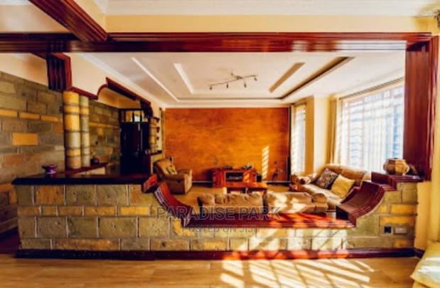 4bdrm Maisonette in Ngoingwa Estate for Sale