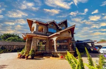 4bdrm Maisonette in Ngoingwa Estate for Sale