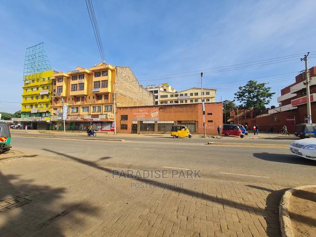 Commercial Builiding for Sale Inthika Town