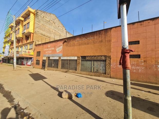 Commercial Builiding for Sale Inthika Town