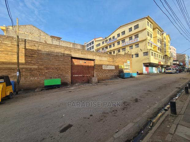Commercial Builiding for Sale Inthika Town