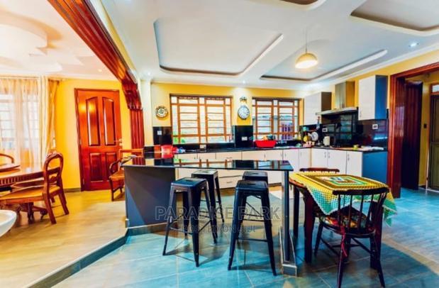 4bdrm Maisonette in Ngoingwa Estate for Sale