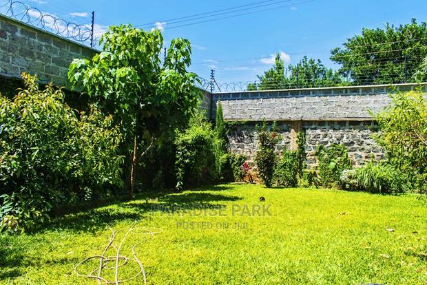 4bdrm Maisonette in Ngoingwa Estate for Sale