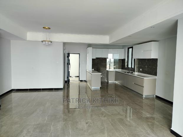 3bdrm Apartment in Zanzi Court, Kilimani for sale