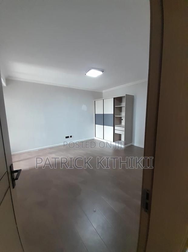 3bdrm Apartment in Apple Tree, Hotel 67 Area for rent
