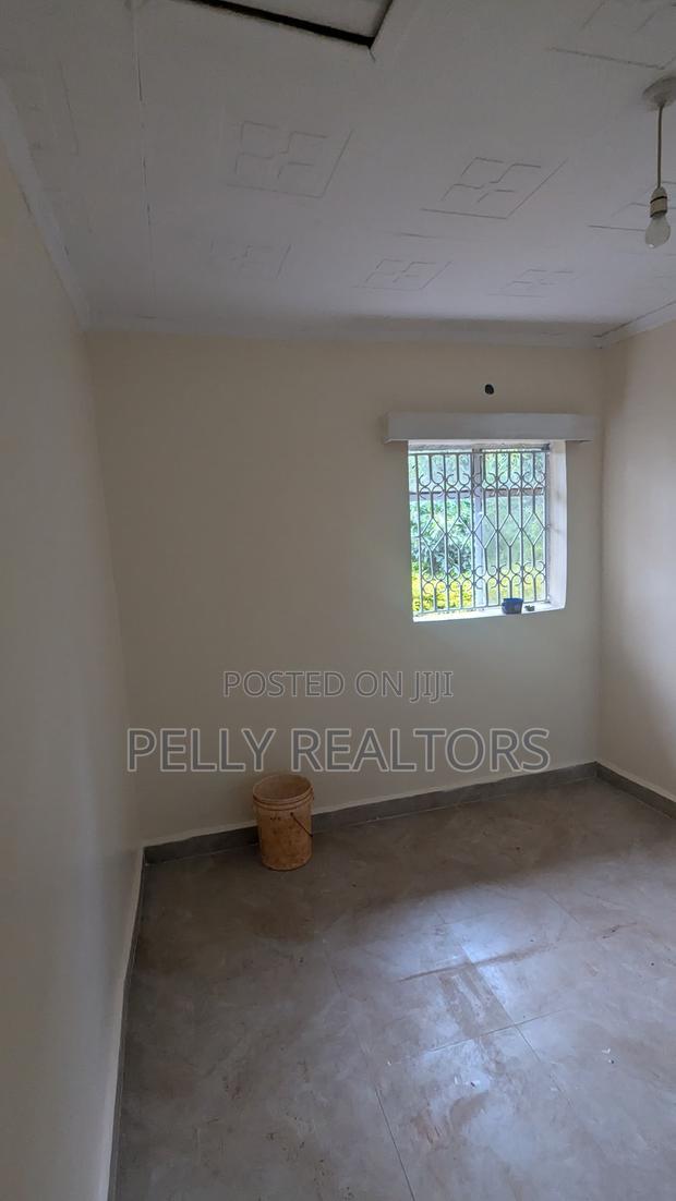 1bdrm House in Thindigua for rent