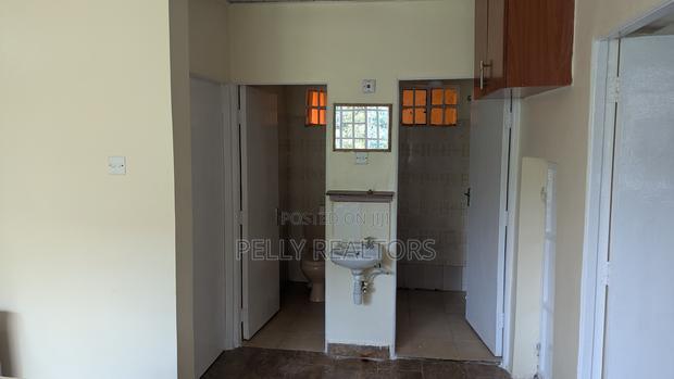 2bdrm House in Thindigua for rent