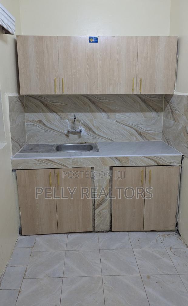 1bdrm House in Thindigua for rent