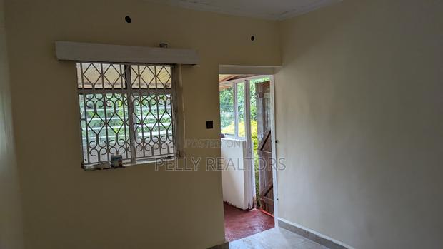 1bdrm House in Thindigua for rent