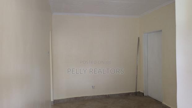 1bdrm House in Thindigua for rent