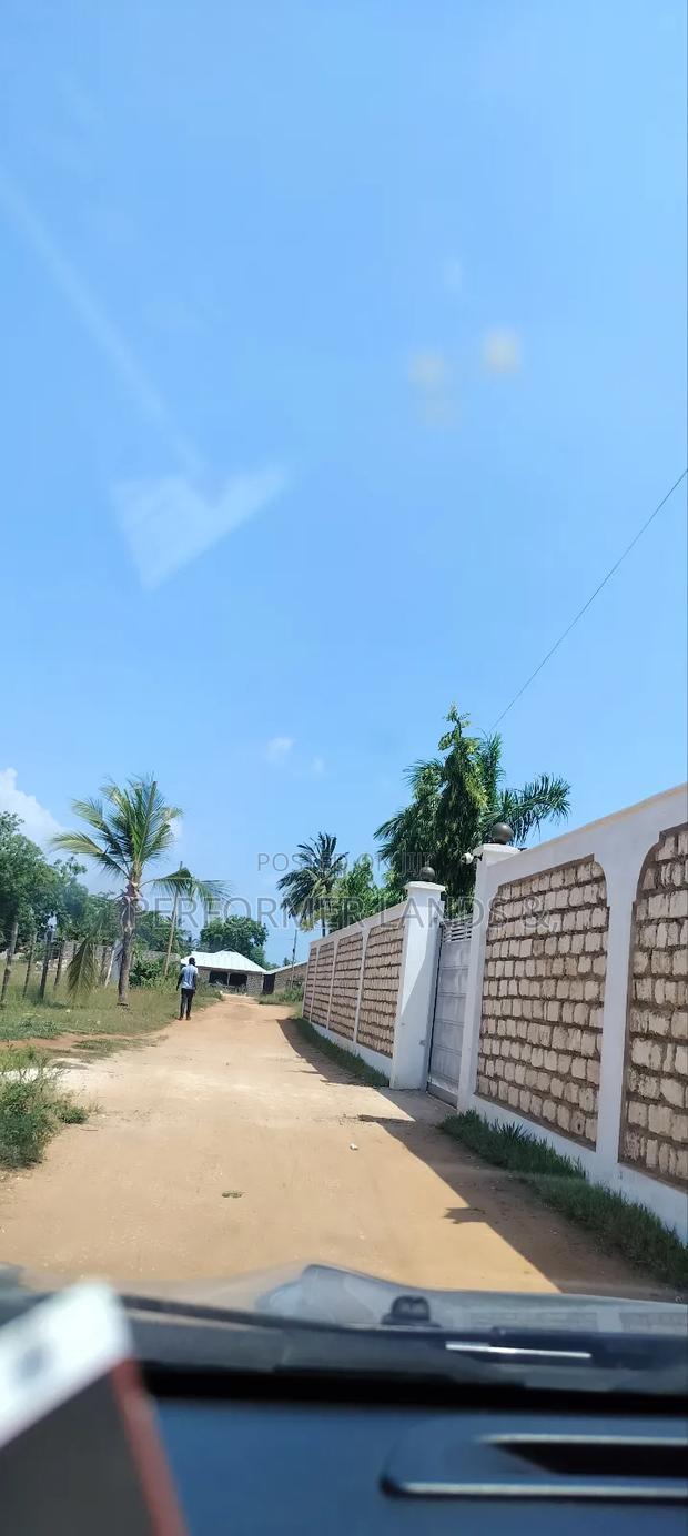 Kombani Kwale Ready Title 50X100 Plots at 1.3M