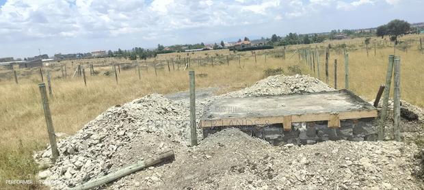 Kisaju Ready Title 50 X100 Plots at