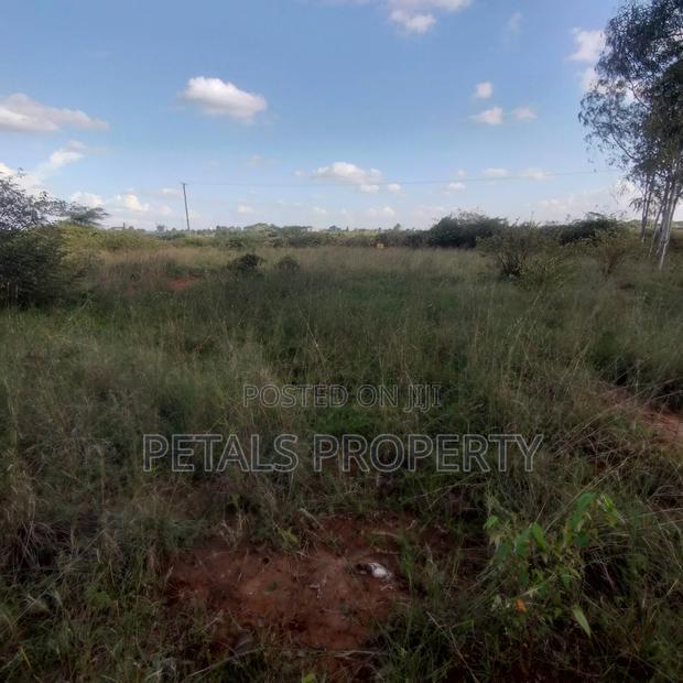 1/4 Plot for Sale in Nazarene