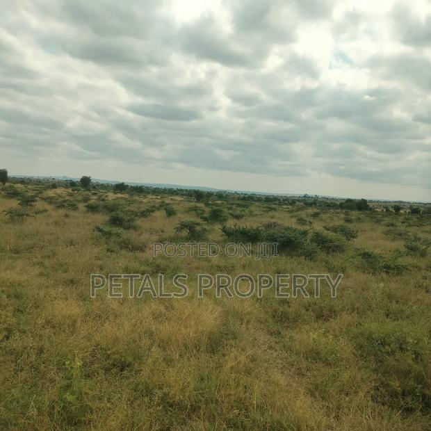 150 Acres for Sale in Isinya Namanga Road