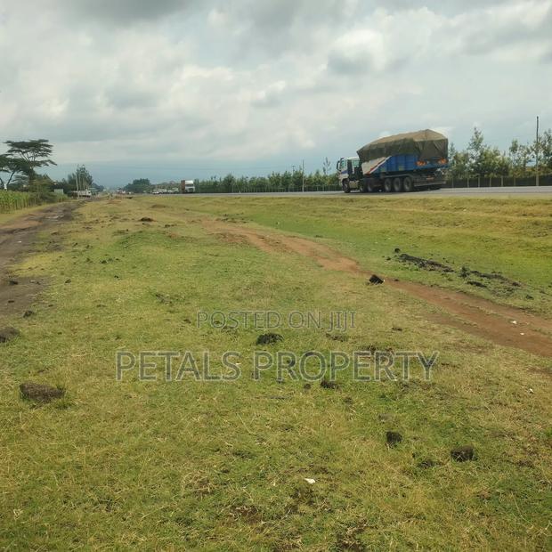 Prime Commercial 1 Acre on Tarmac Nakuru Salgaa Highway