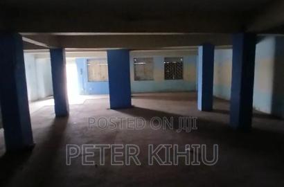 Shop to 1800sqft at Donholm in a Busy Location