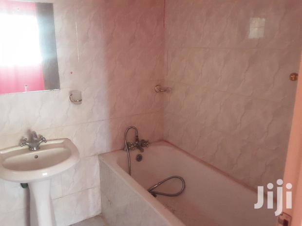 3bdrm Apartment in Honey Suckle Estate, Embakasi for sale