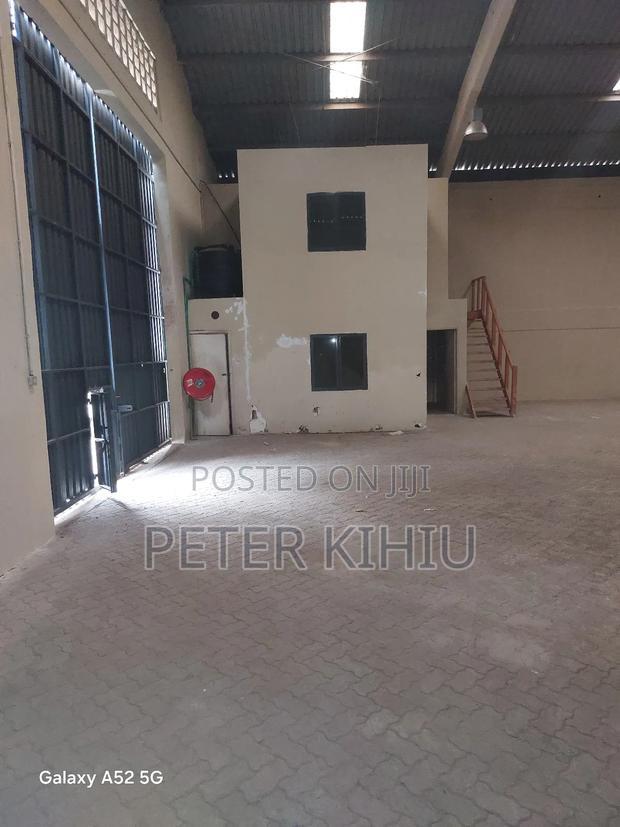 Godown to Let 8000sqft Off North Airport Road