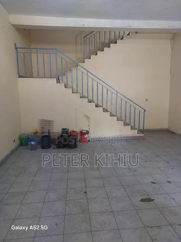 Godown to Let 2500sqft on Road A