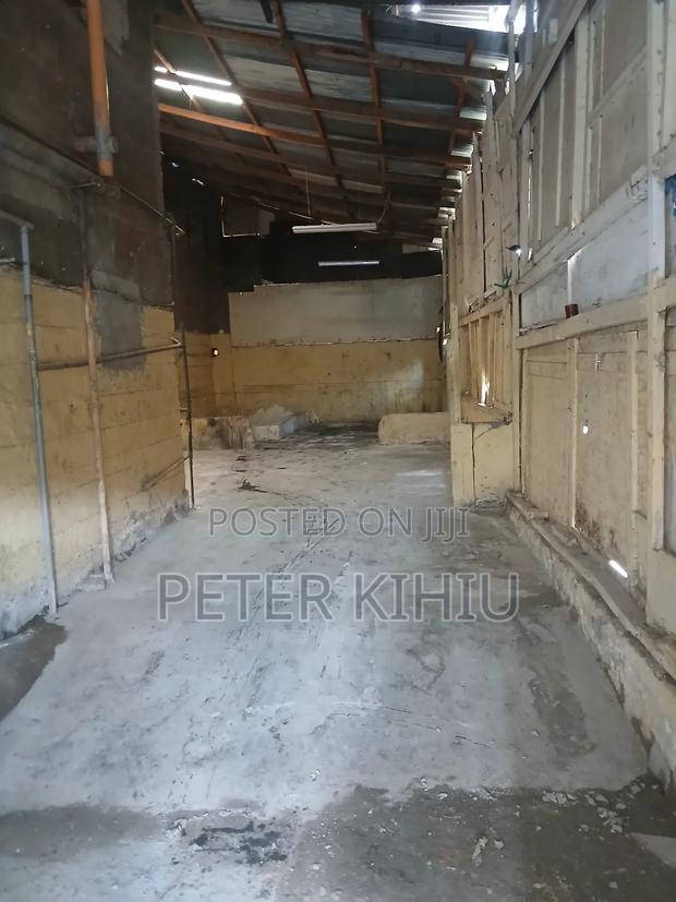 Godown to Let 1200sqft Off Enterprise Rd Near Gm