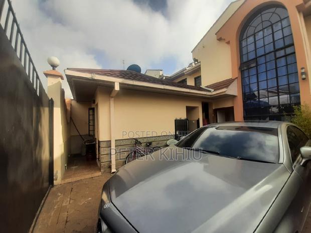 4bdrm Maisonette in Phenom Estate for sale