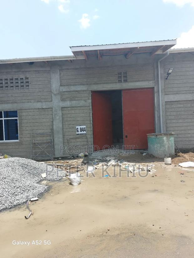 Godown to Off Enterprise Rd 2000sqft