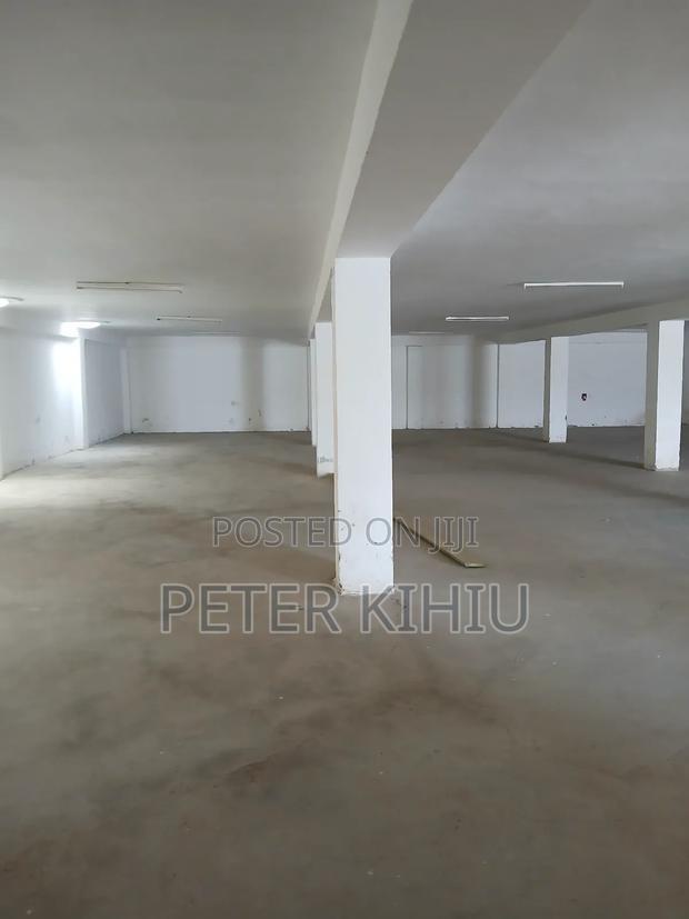 Godown to Let 9000sqft Off Eastern Bypass Near Afrosayari