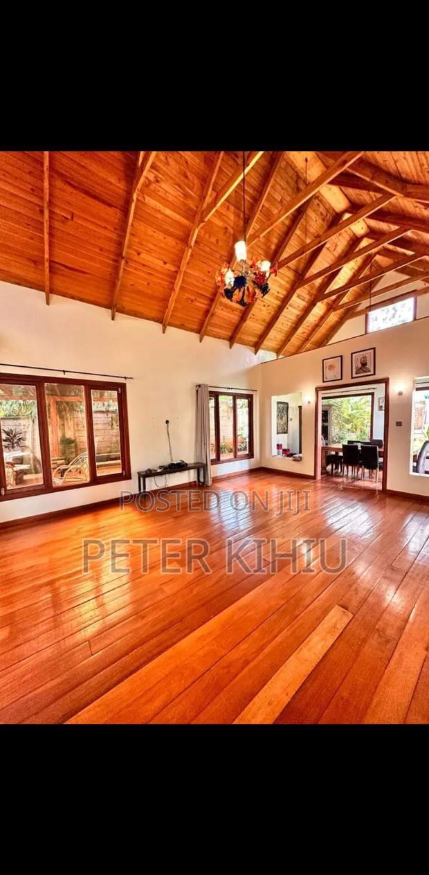 8bdrm House in Ridgeway, Ridgeways for sale