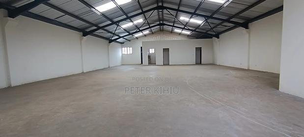 Godown to Let 4000sqftin Baba Ndogo