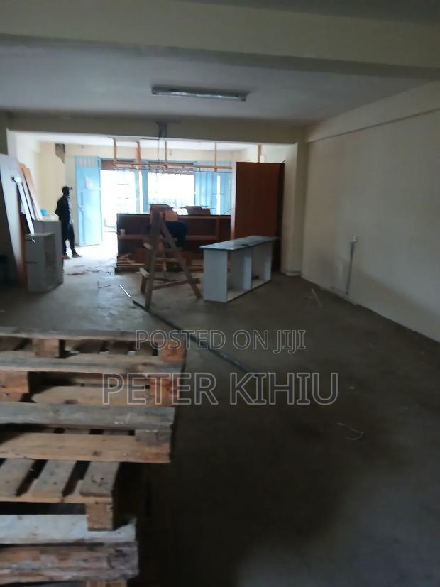 Godown to Let 1200sqft Off Enterprise Rd