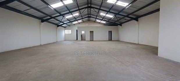 Godown to Let 4000sqftin Baba Ndogo