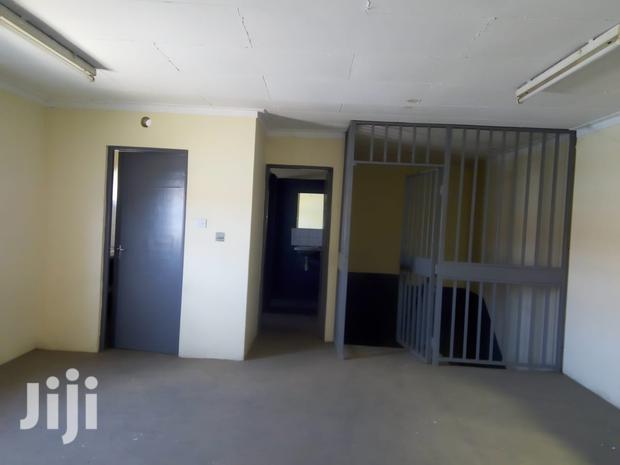Warehouse 4500sqft On Falcon Rd Industrial Area For Sale