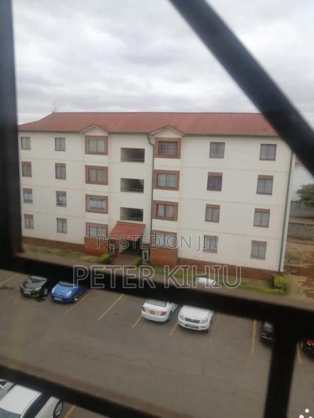 3bdrm Apartment in Nyayo Embakasi Gate for sale