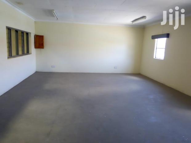 Warehouse 4500sqft On Falcon Rd Industrial Area For Sale