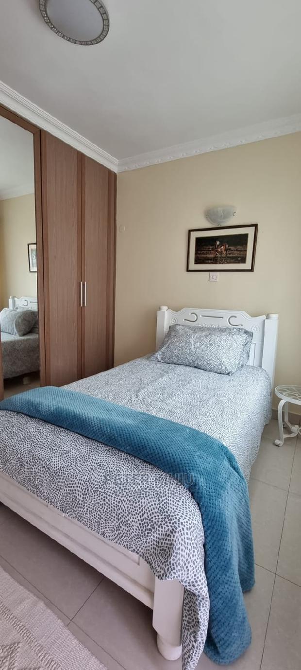 3bdrm Apartment in Komo Lane, Kilimani for sale