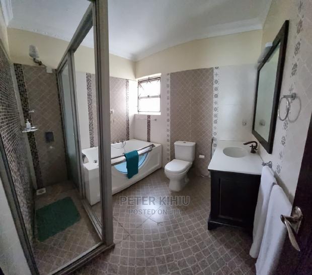 3bdrm Apartment in Komo Lane, Kilimani for sale
