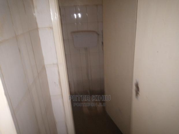 Godown for Sale 3900sqft With Offices and Washrooms