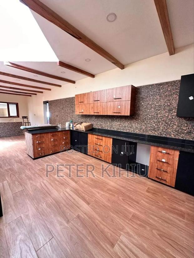 8bdrm House in Ridgeway, Ridgeways for sale