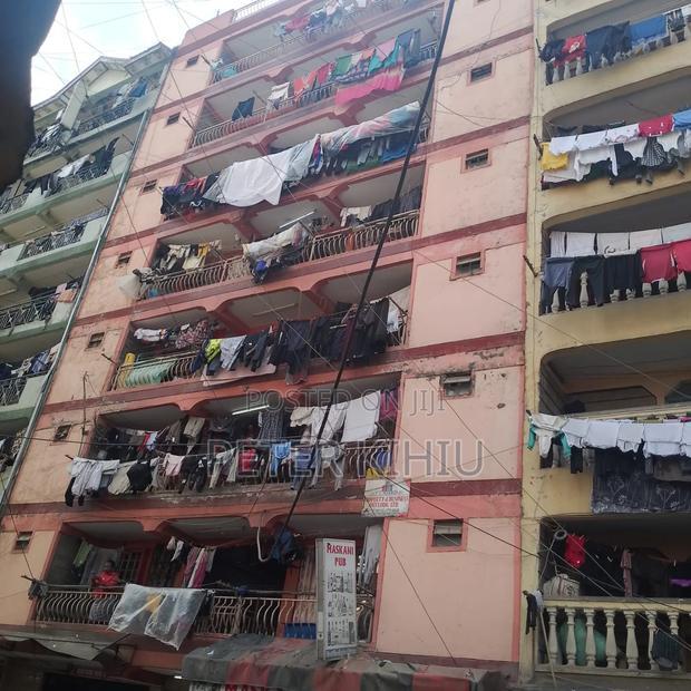1bdrm Block of Flats in Pipeline for sale