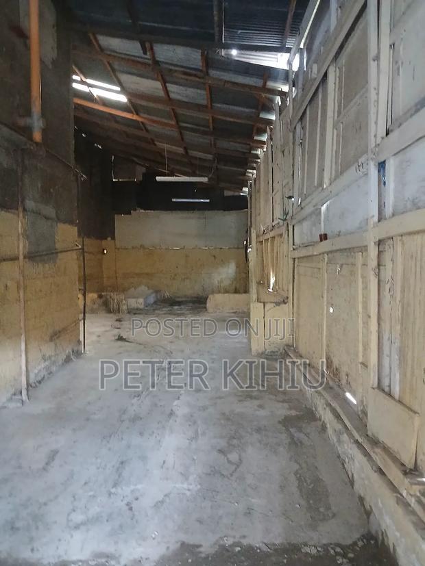 Godown to Let 1200sqft Off Enterprise Rd Near Gm