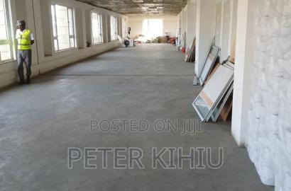 Office to Let on North Airport Road 1000sqft