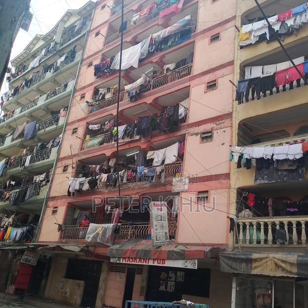 1bdrm Block of Flats in Pipeline for sale