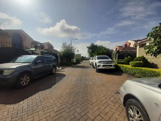 4bdrm Maisonette in Phenom Estate for sale