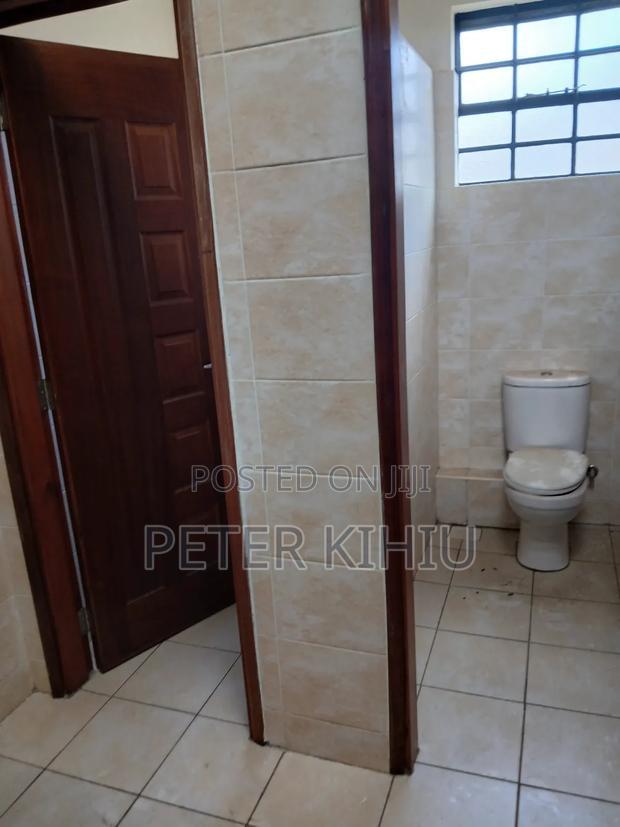 Godown to Let 4200sqft in Baba Ndogo