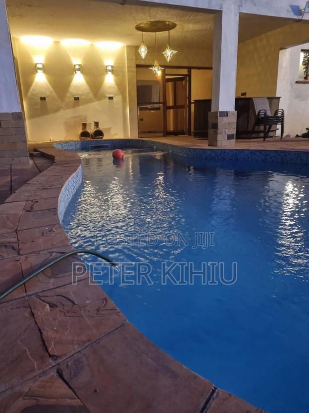 8bdrm House in Ridgeway, Ridgeways for sale