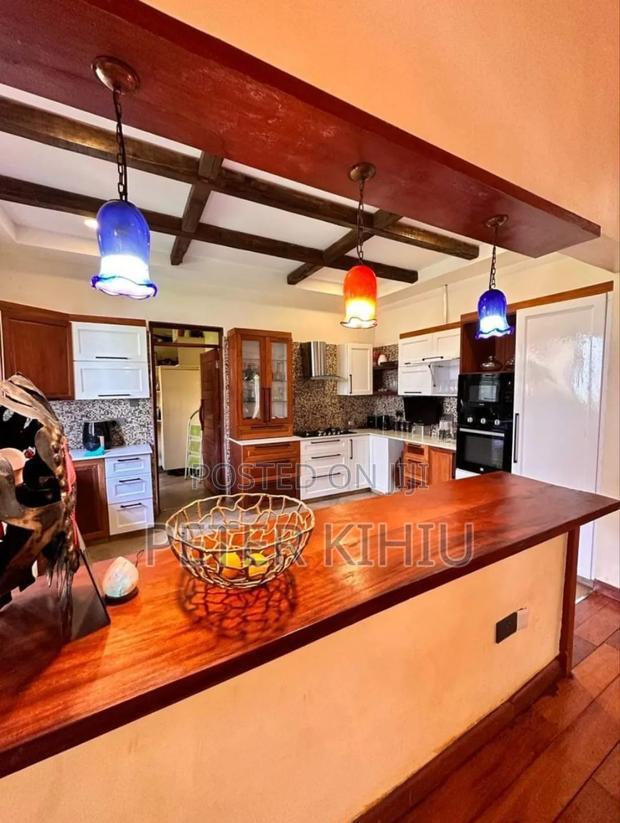 8bdrm House in Ridgeway, Ridgeways for sale