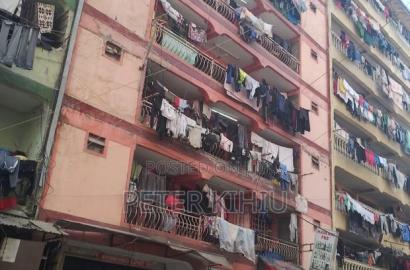 1bdrm Block of Flats in Pipeline for sale